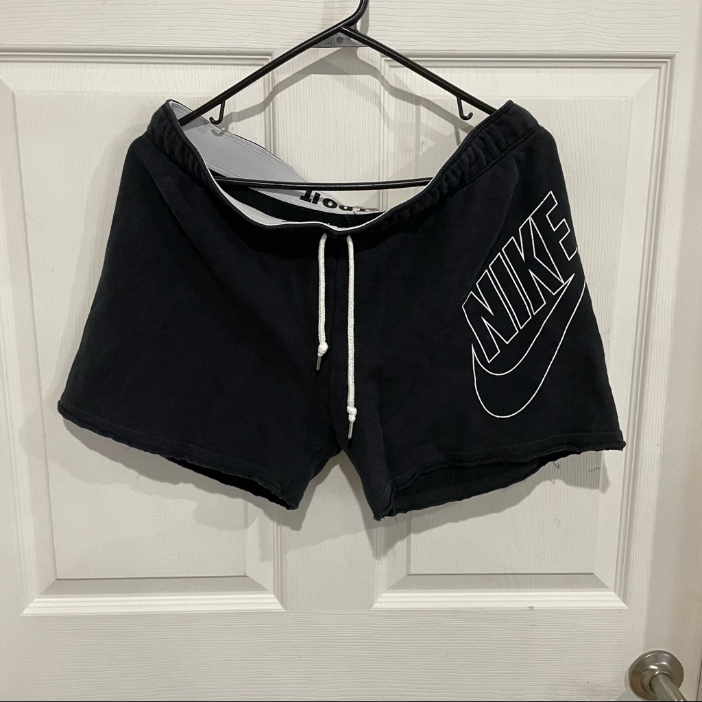 Nike Shorts Womens